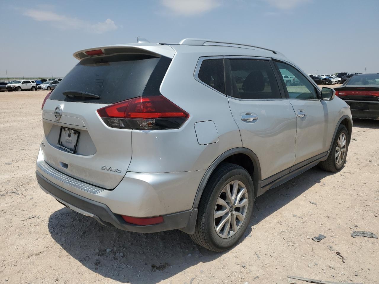 JN8AT2MV3JW301829 NISSAN ROGUE 2018
