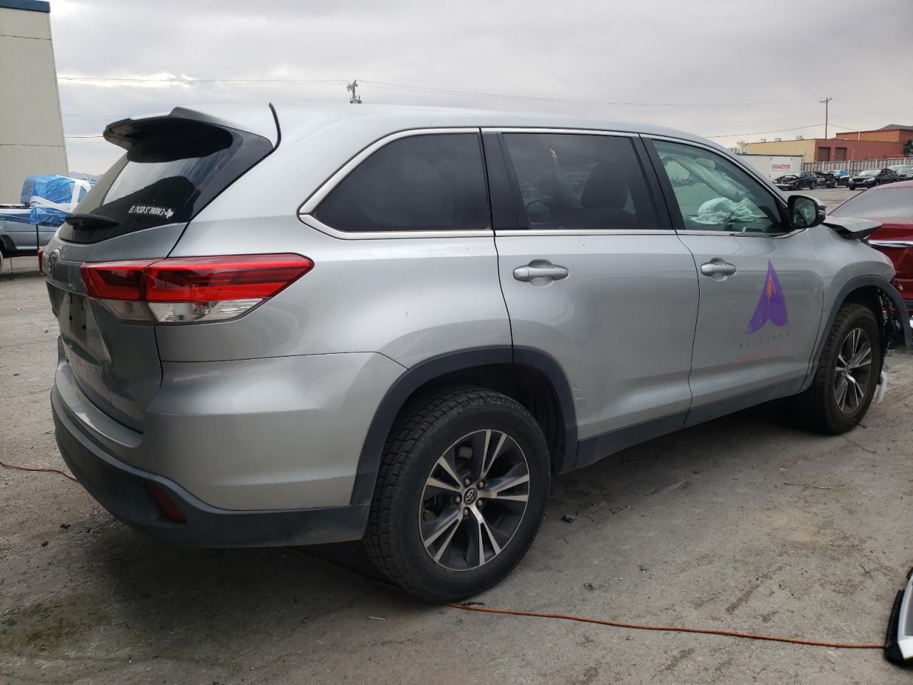 5TDZZRFH4KS334577 TOYOTA HIGHLANDER 2019