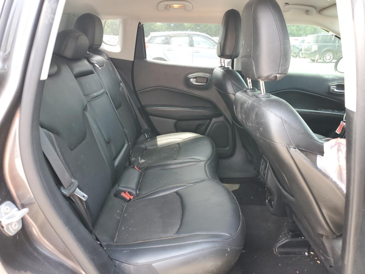 3C4NJCBB0KT856603 JEEP COMPASS 2019