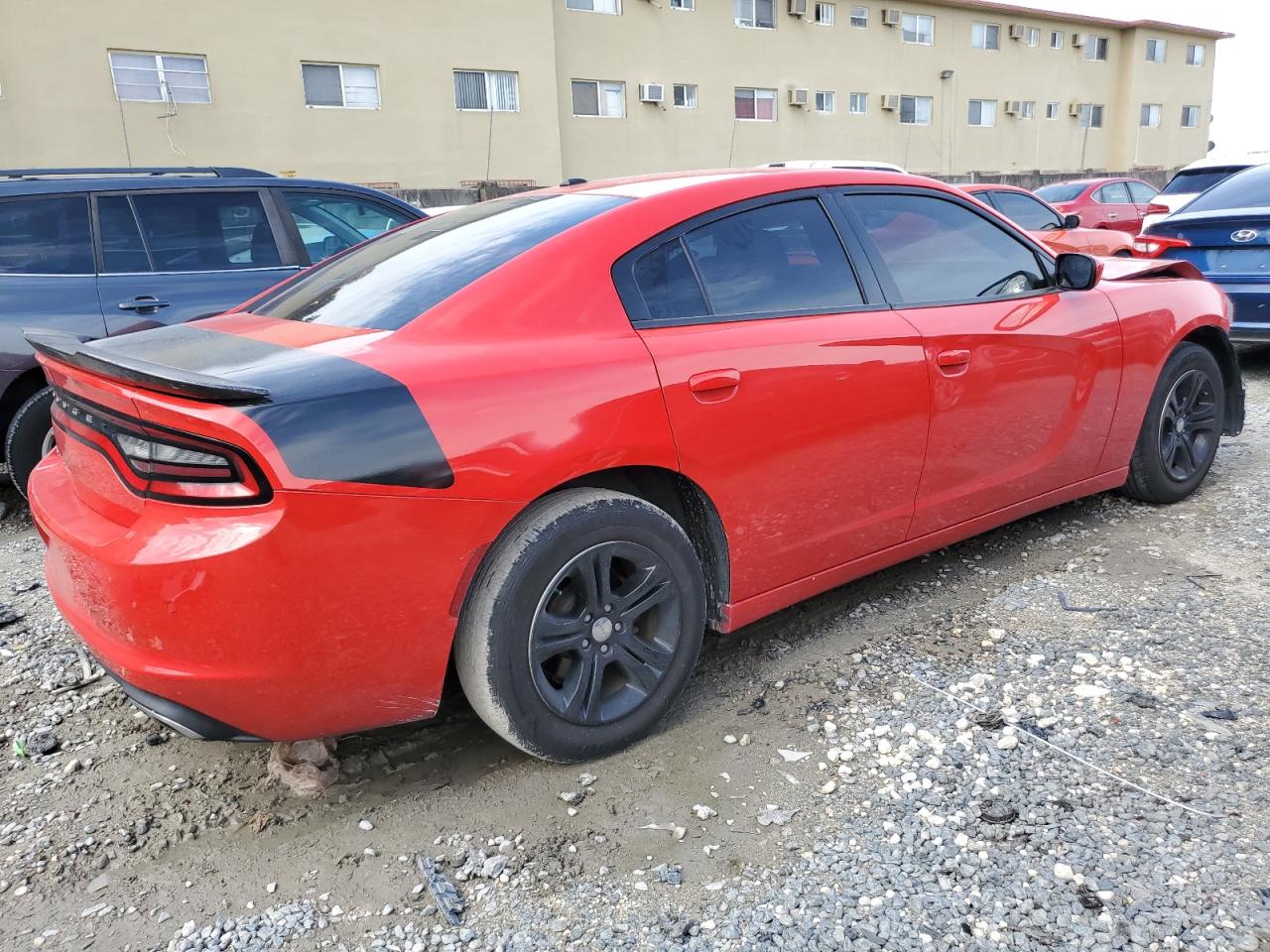 2C3CDXBGXKH720588 DODGE CHARGER 2019