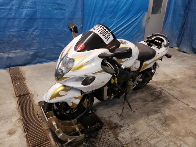2004 SUZUKI GSX1300 R - JS1GW71A742106625