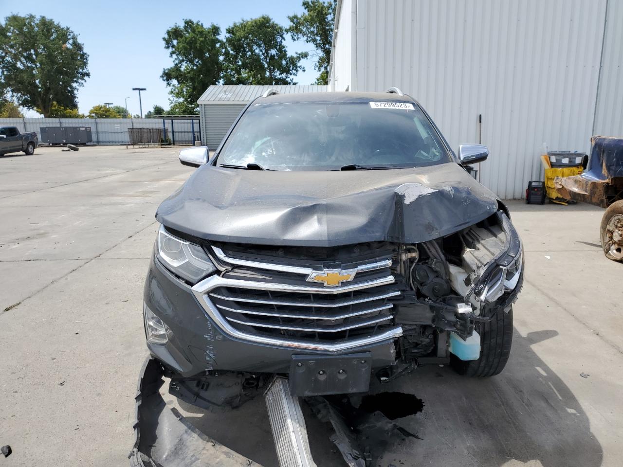 2GNAXMEVXJ6269585 CHEVROLET EQUINOX 2018