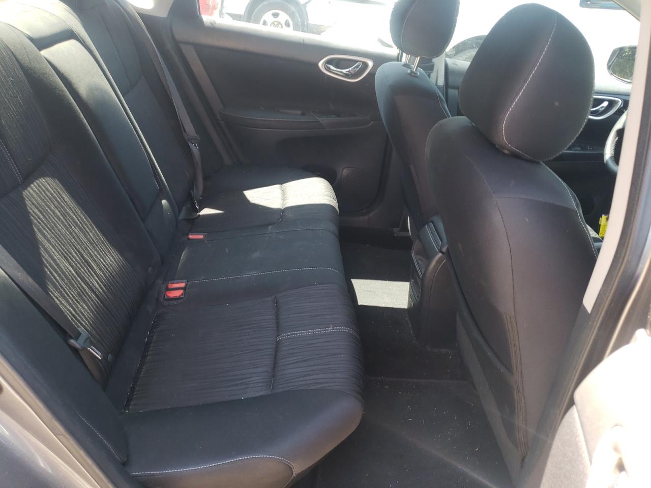 3N1AB7AP1JY282372 NISSAN SENTRA 2018