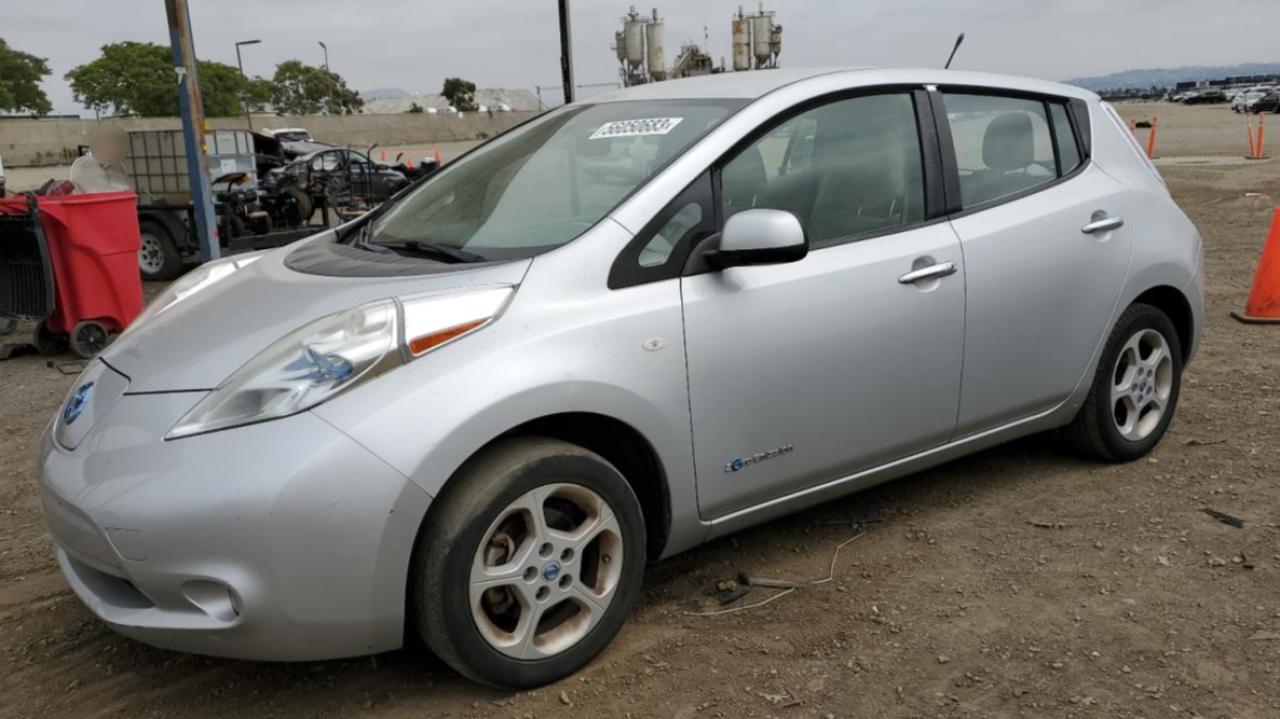 Nissan Leaf 2011