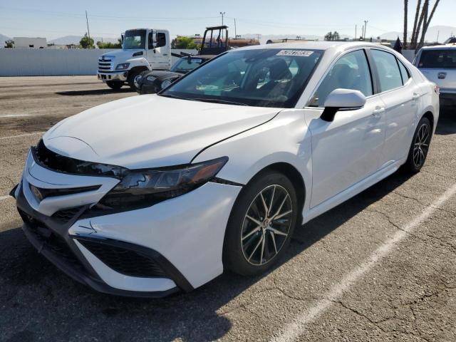 VIN 4T1G11AK0NU010976 2022 Toyota Camry, SE no.1