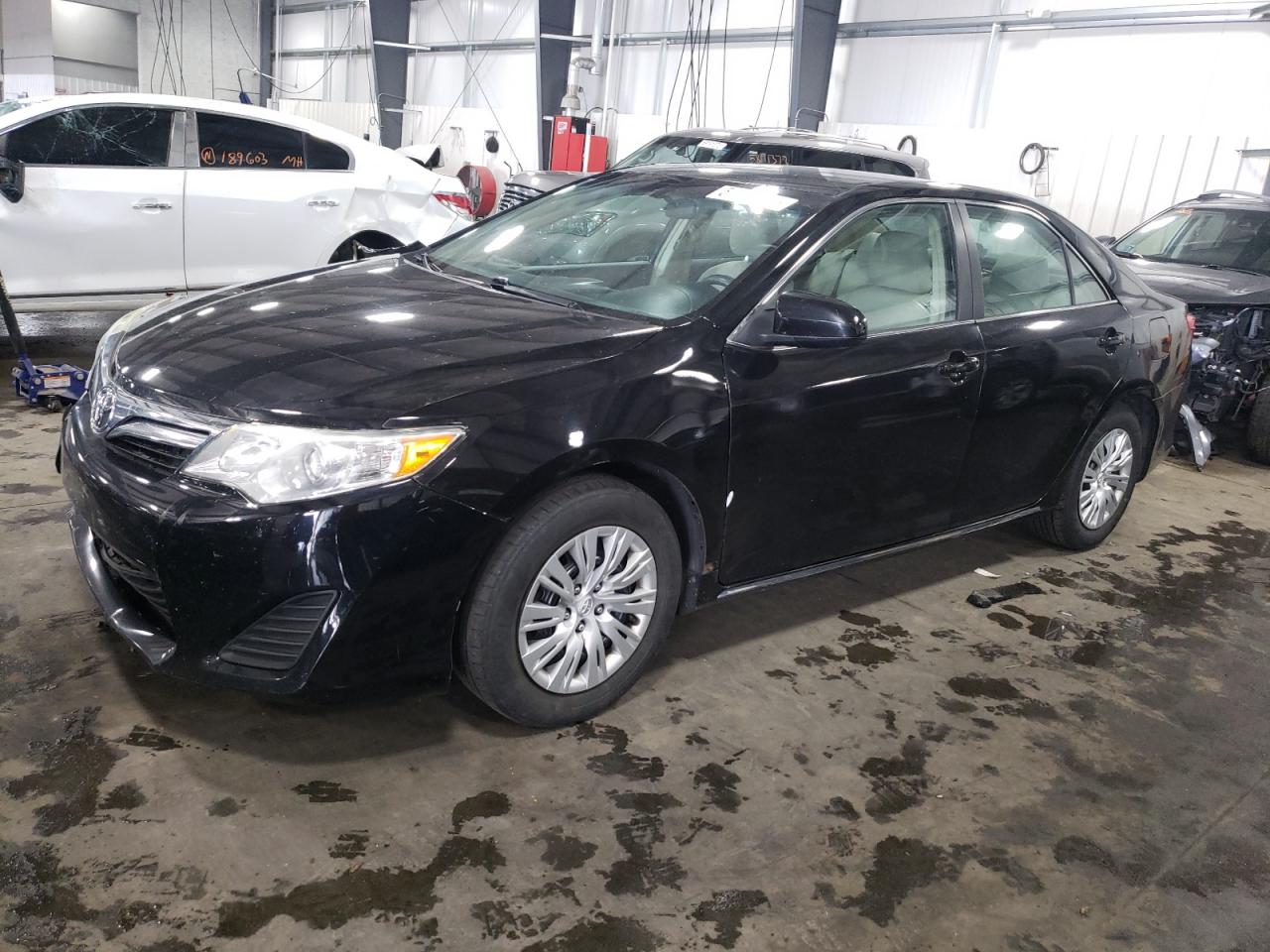 4T4BF1FK6ER396135 2014 Toyota Camry L 4T4BF1FK6ER396135 2014 Toyota Camry L