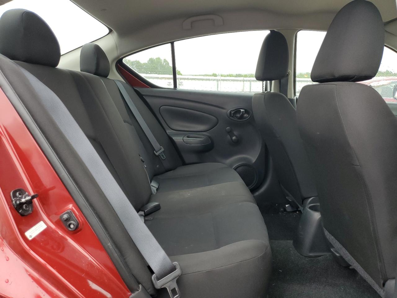 3N1CN7AP0JL860863 NISSAN VERSA 2018