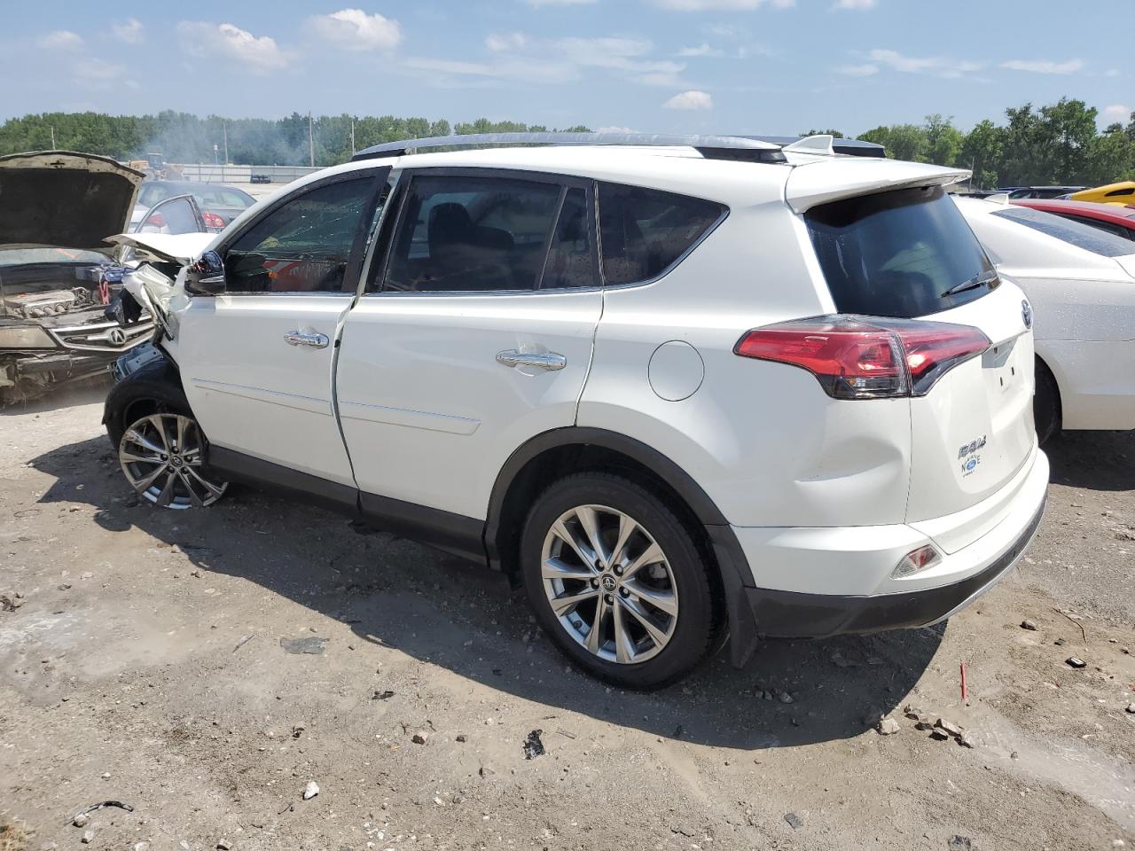 JTMDFREV1GJ073066 TOYOTA RAV4 2016