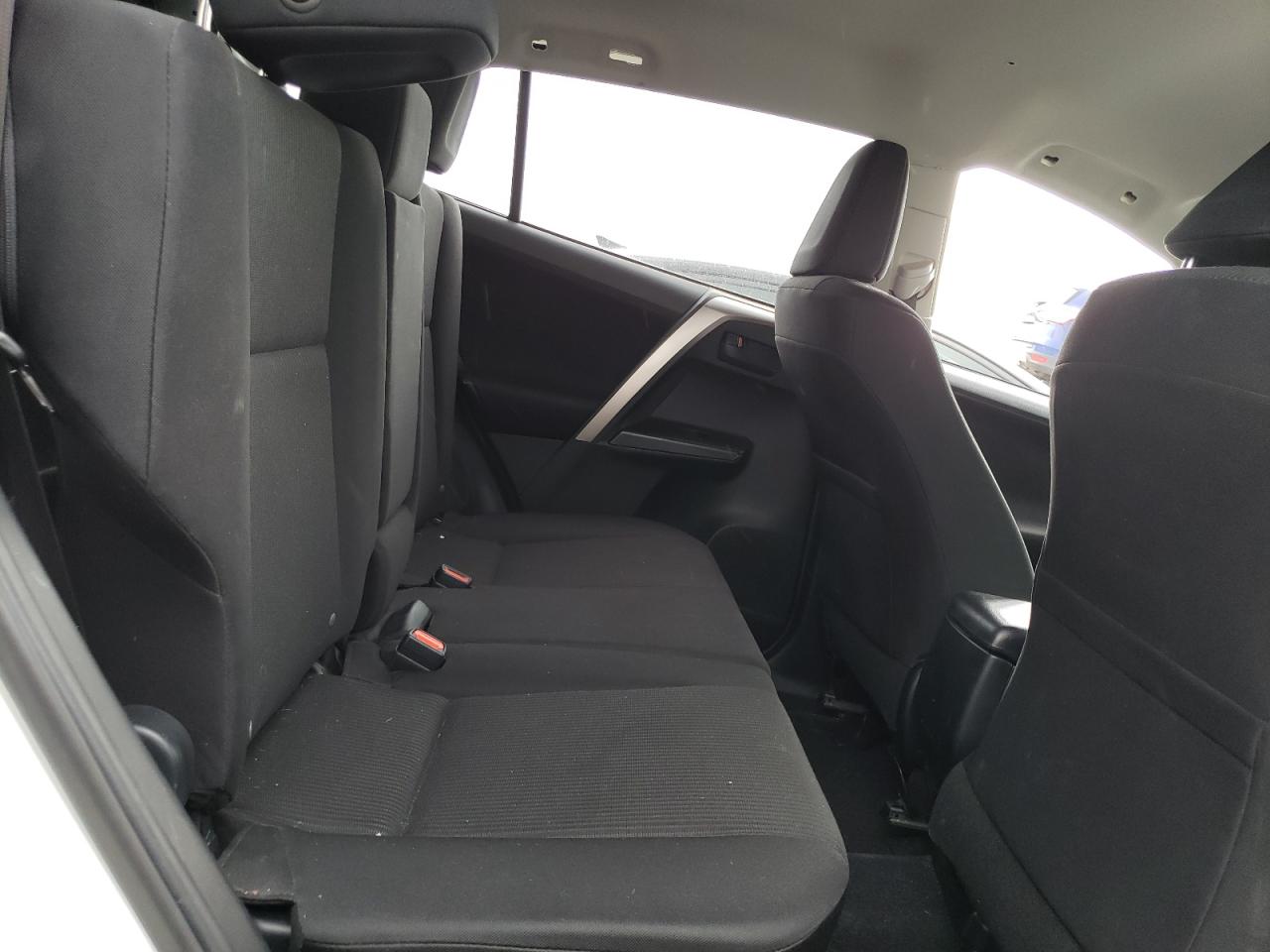 JTMBFREV2HJ128746 TOYOTA RAV4 2017
