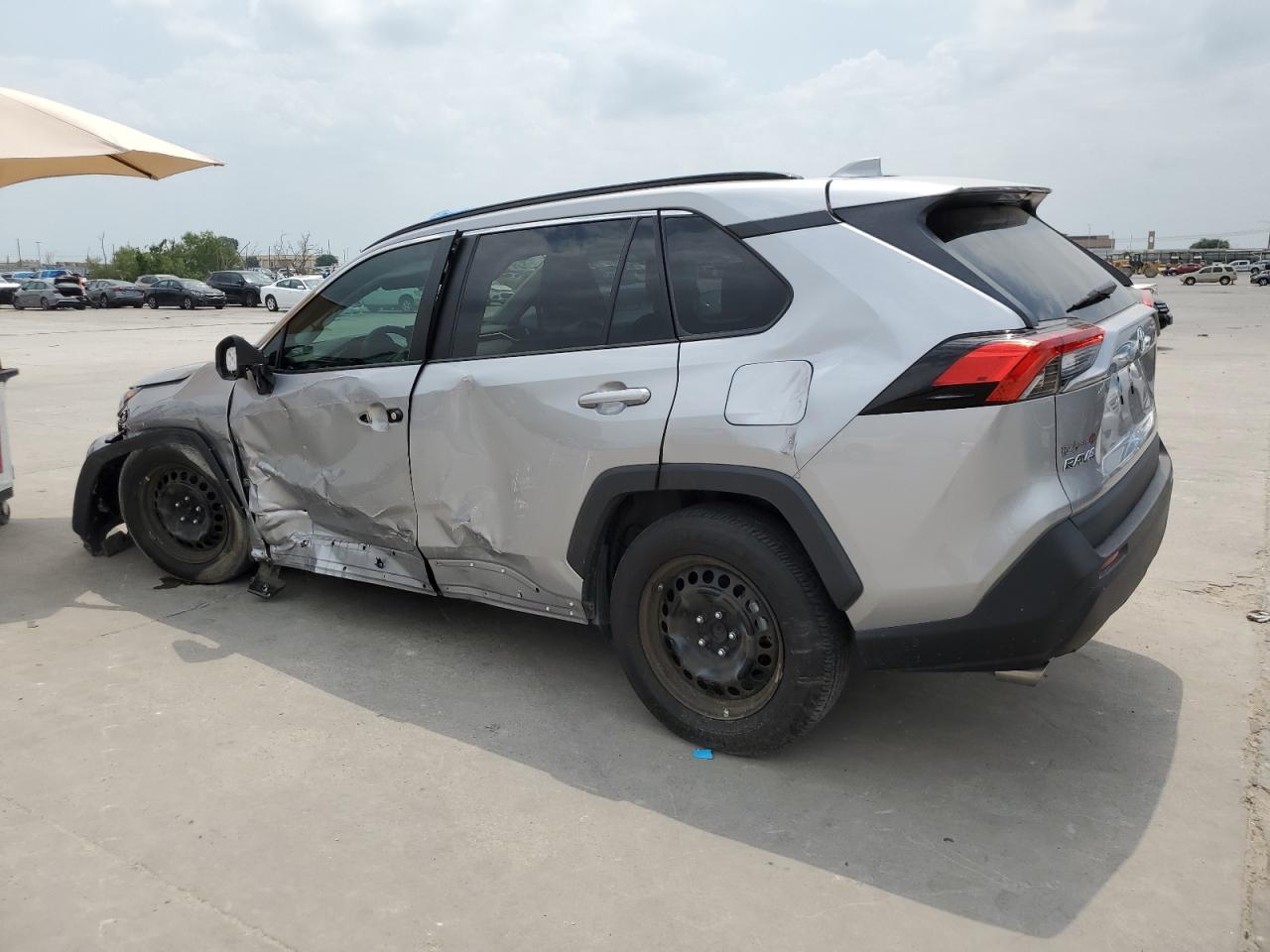 2T3H1RFV7MC116225 TOYOTA RAV4 2021
