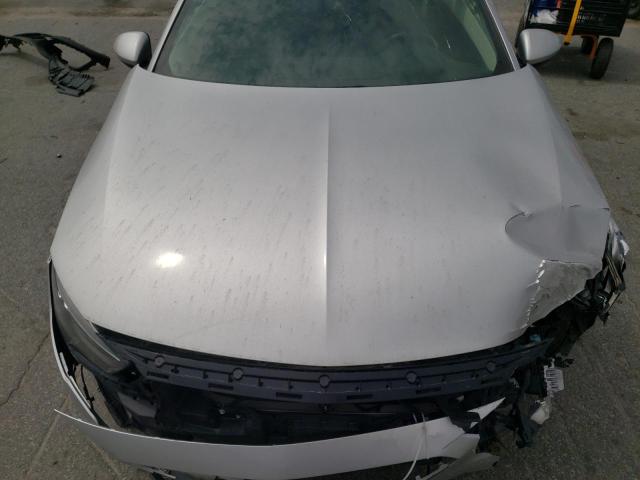 2018 BUICK REGAL TOUR W04GV8SX2J1129579
