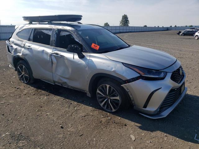 5TDJZRBH9MS131352 Toyota Highlander Xse