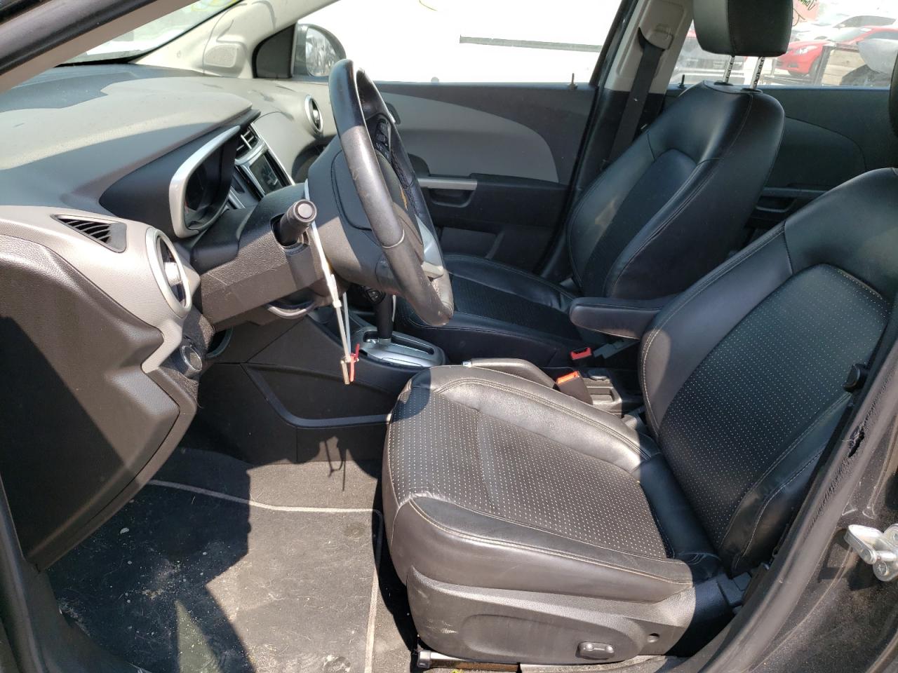 1G1JF5SB3K4121317 CHEVROLET SONIC 2019