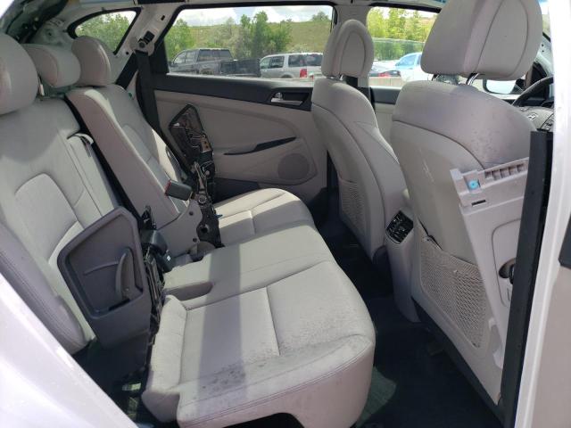 KM8J33A23JU670080 Hyundai Tucson Value