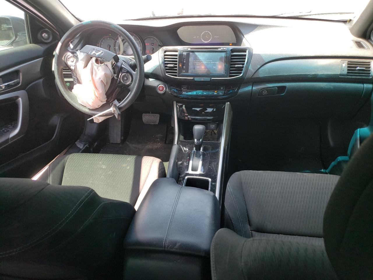1HGCT1B71HA004425 HONDA ACCORD 2017