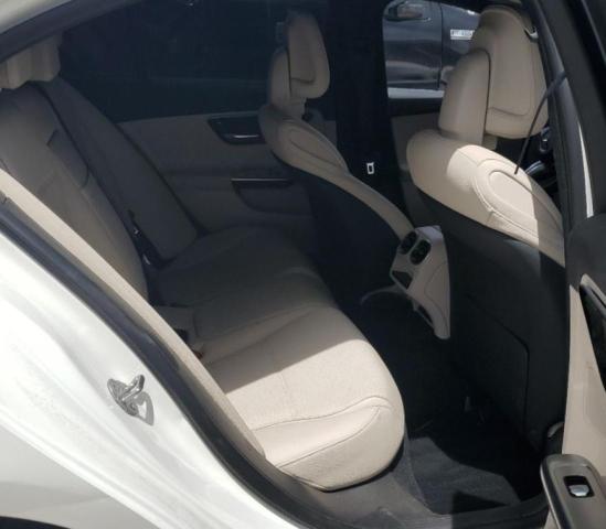 W1KAF4GB5PR098519 Mercedes-Benz C 300