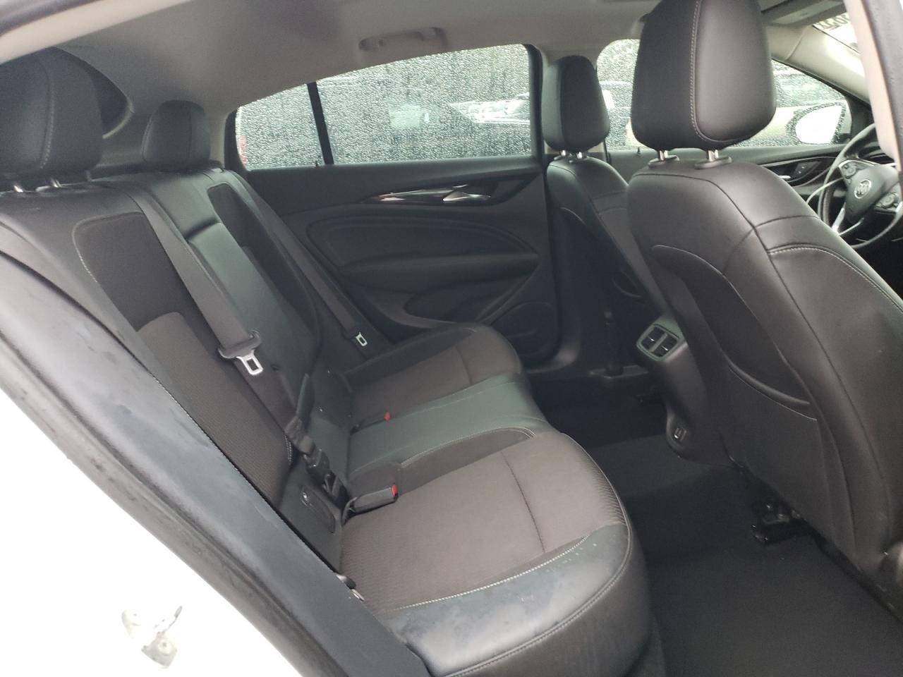 W04GM6SX9J1132647 BUICK REGAL 2018