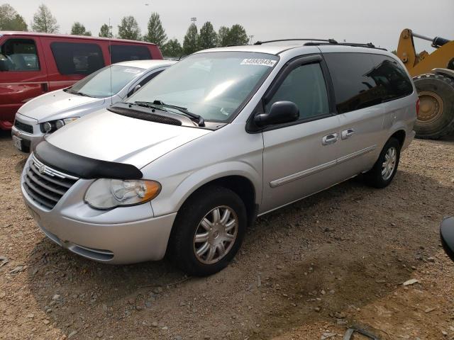 2005 Chrysler Town & Country Touring