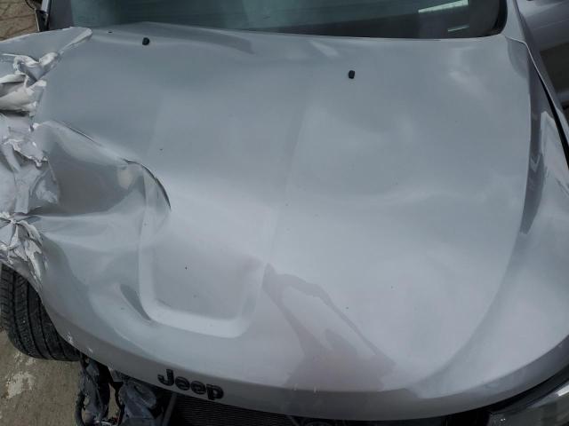 1C4RJEAG5JC281211 Jeep Grand Cherokee Laredo
