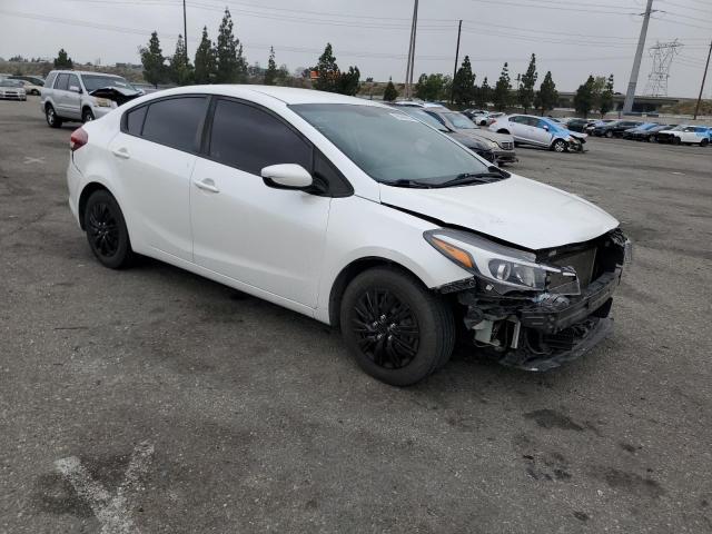 3KPFL4A76JE253126 KIA FORTE LX