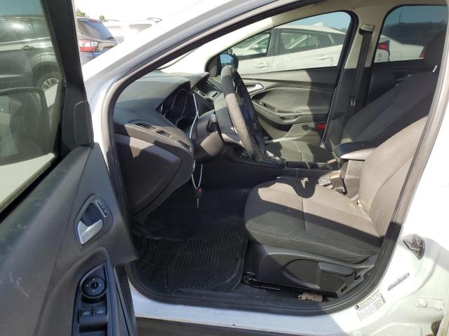 1FADP3K23FL281981 Ford FOCUS SE