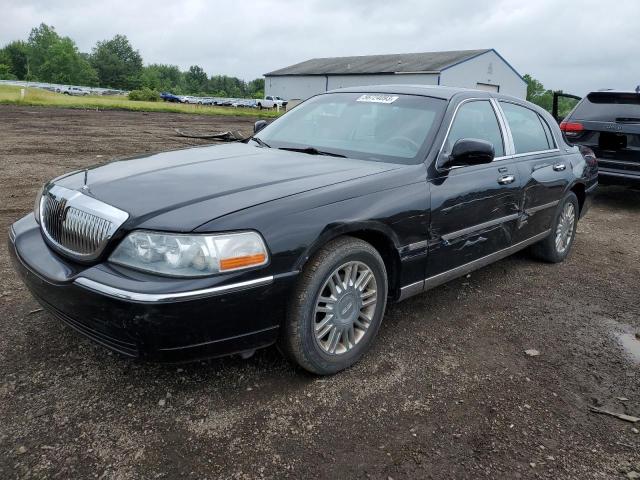 2007 Lincoln Town Car Signature Limited