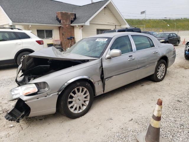 2006 Lincoln Town Car Signature