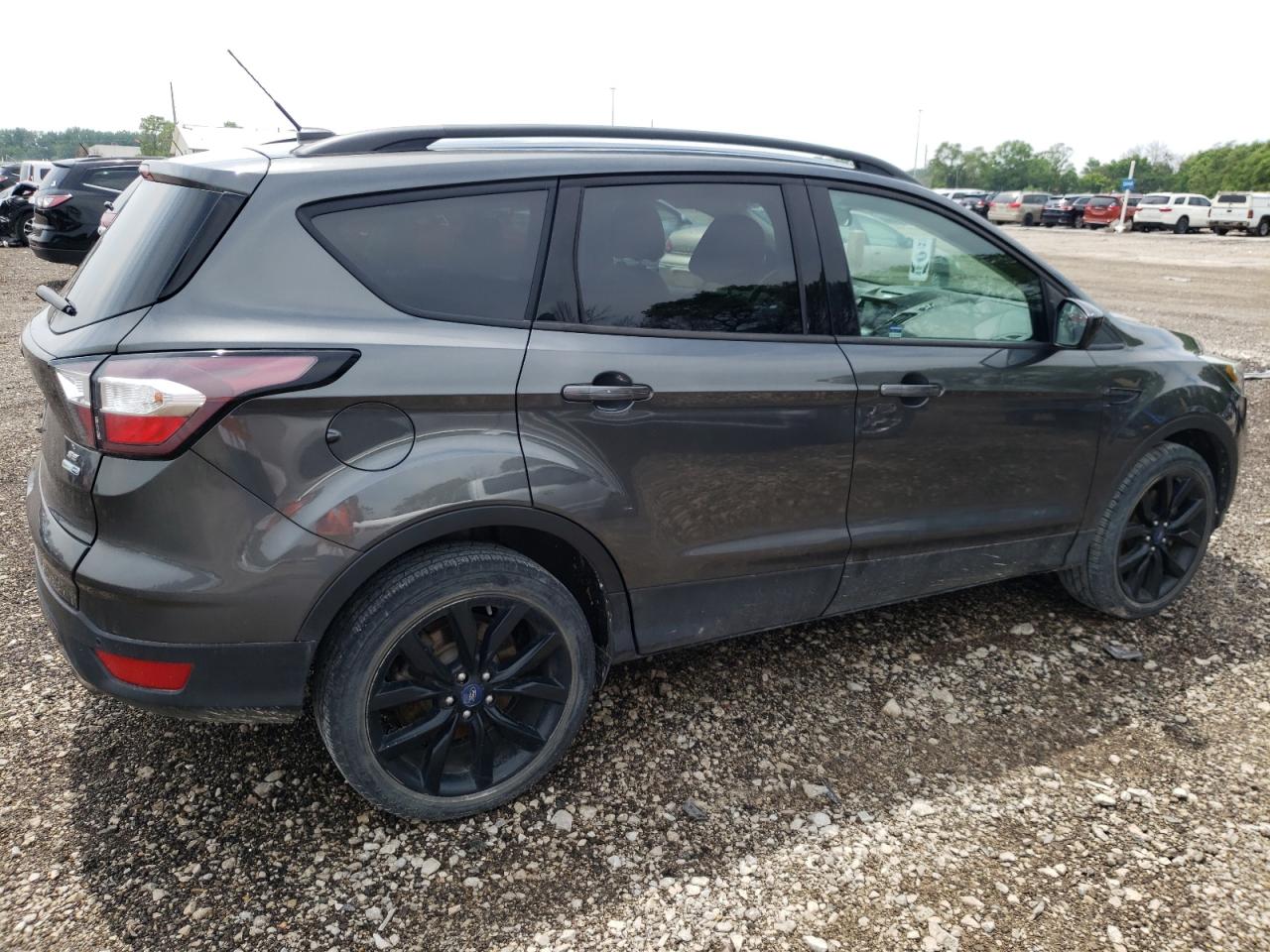 1FMCU9GD3HUE08569 FORD ESCAPE 2017