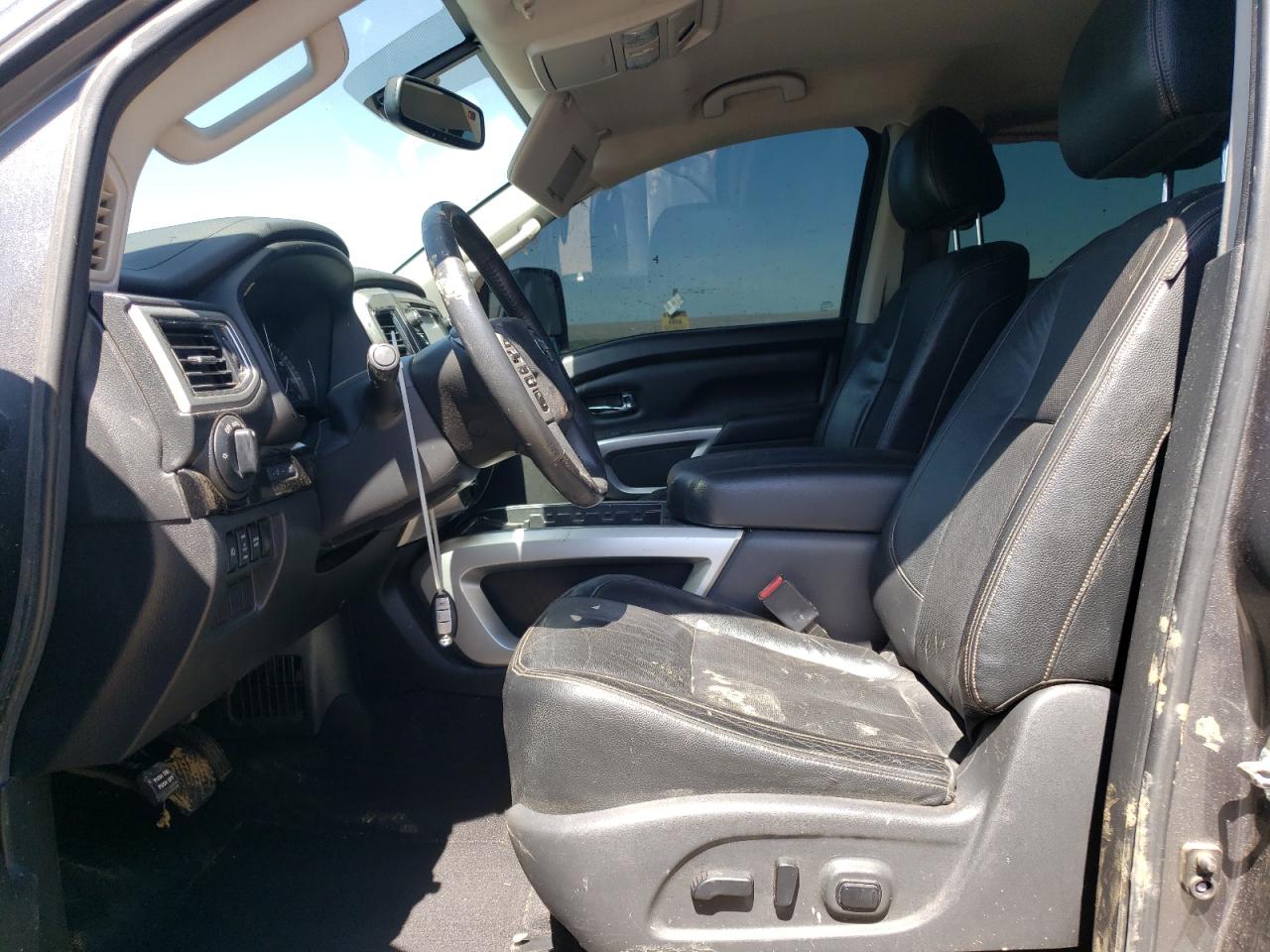 1N6AA1E50HN514163 NISSAN TITAN 2017