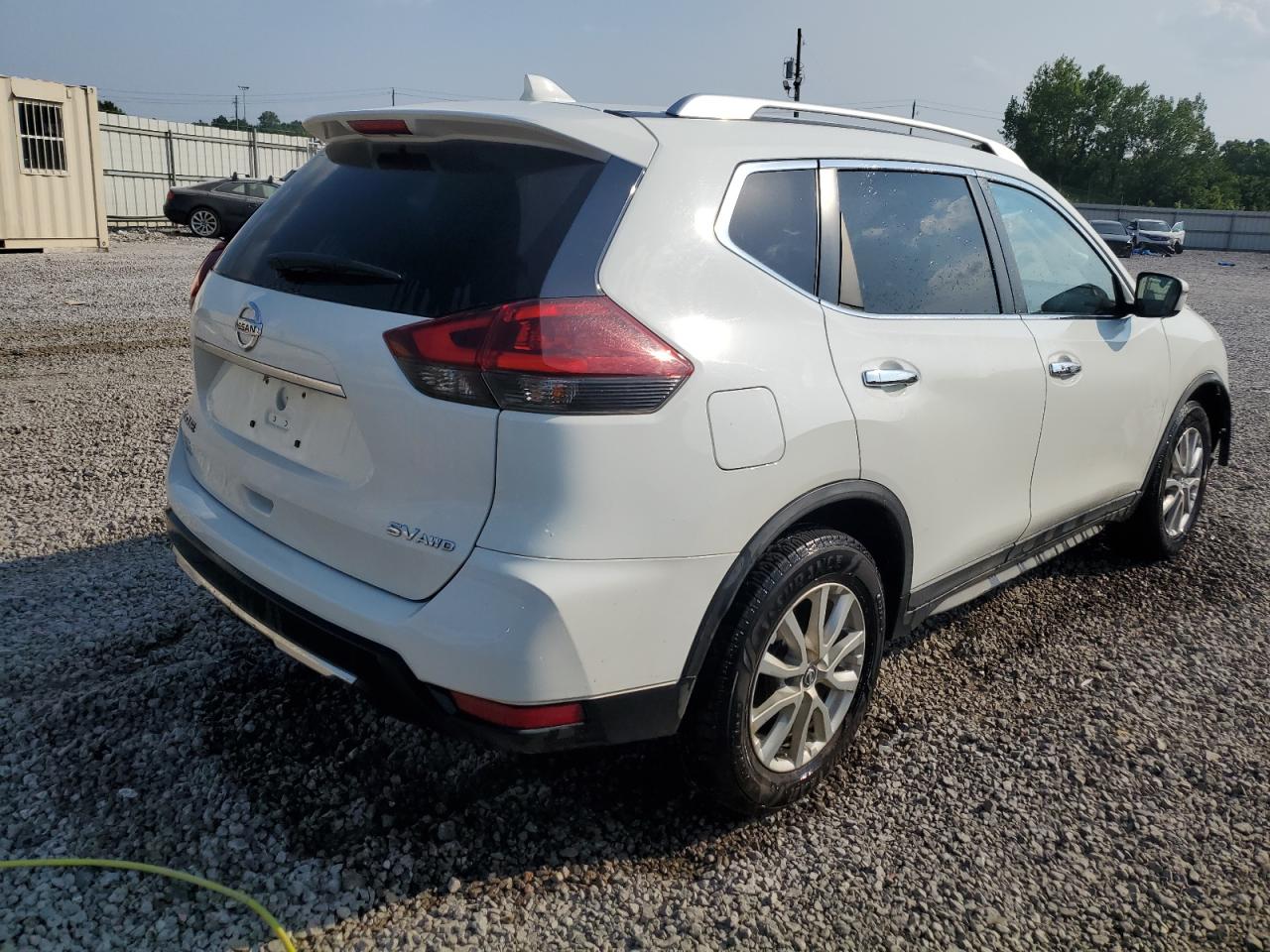 KNMAT2MV1JP533092 NISSAN ROGUE 2018
