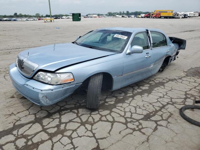 2010 Lincoln Town Car Signature Limited