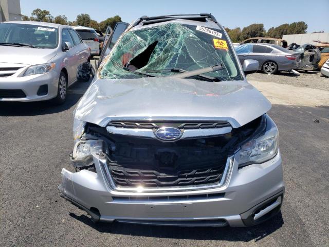 JF2SJAEC8JH565518 Subaru Forester 2.5i Premium