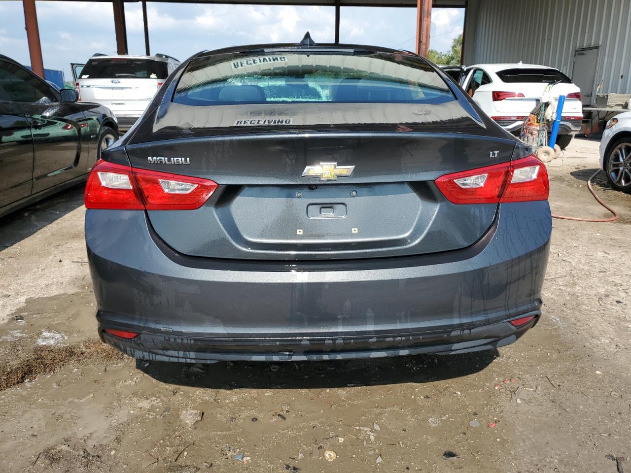 1G1ZD5ST2JF151137 CHEVROLET MALIBU 2018