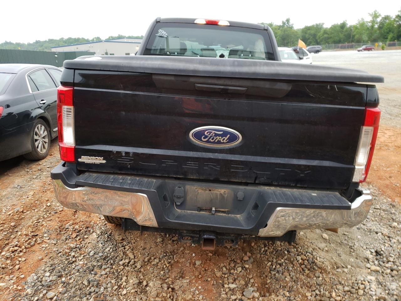1FT7W2BT5HED82878 FORD F250 2017