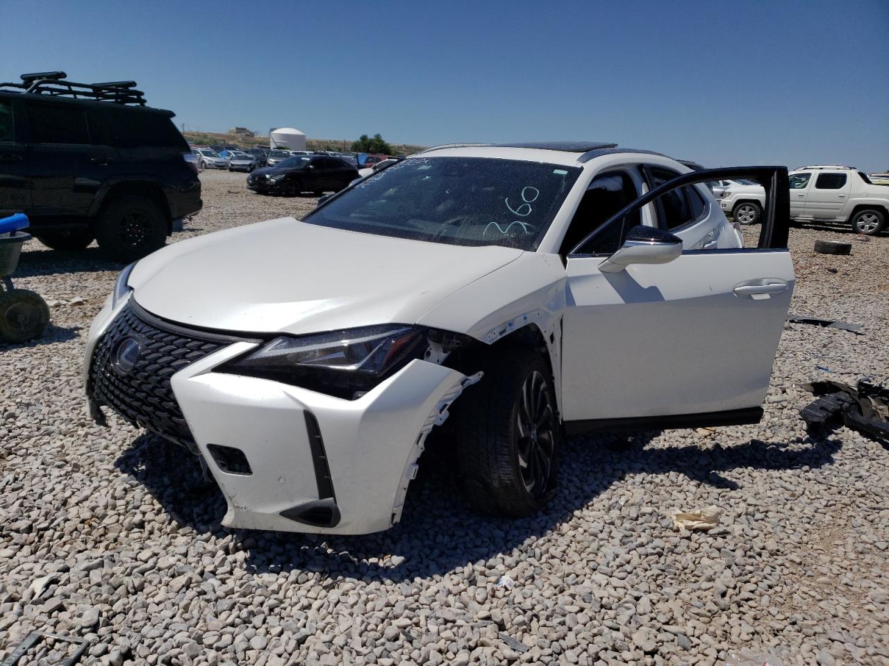 LEXUS UX 250H 2020 white  hybrid engine JTHP9JBHXL2032412 photo #1