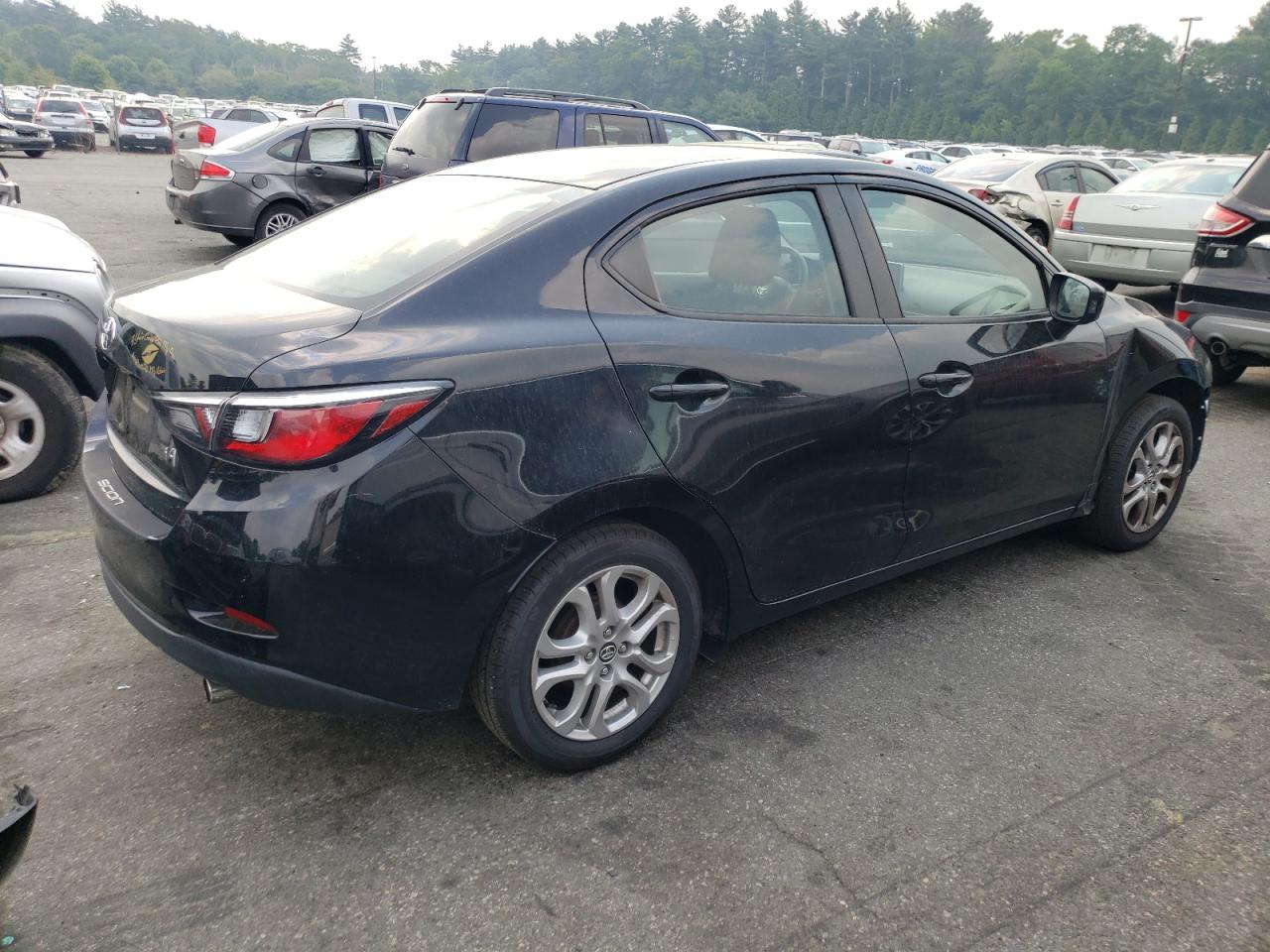 3MYDLBYVXHY147613 TOYOTA YARIS 2017