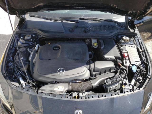 WDDSJ4EB3JN573900 Mercedes-Benz CLA 250
