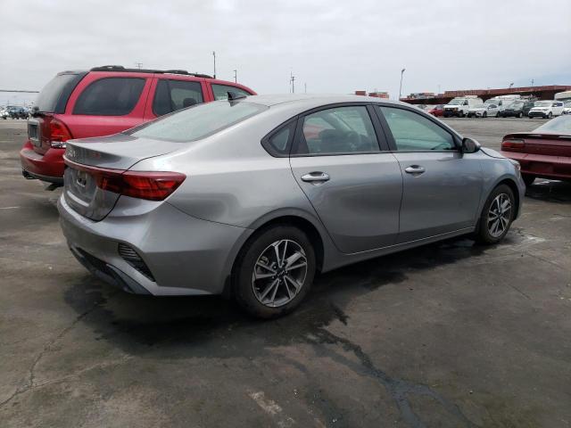 3KPF24AD4PE519941 KIA FORTE LX