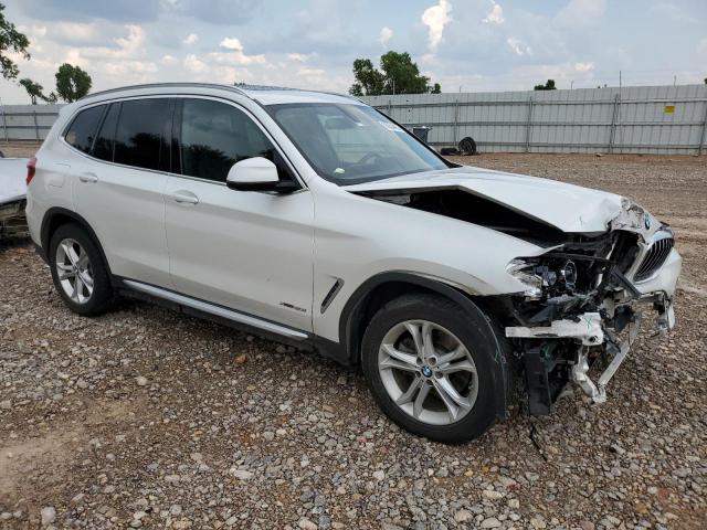 5UXTR9C5XJLC76444 2018 BMW X3, photo no. 4