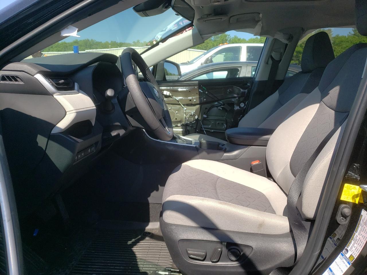 2T3P1RFV1NW326685 TOYOTA RAV4 2022