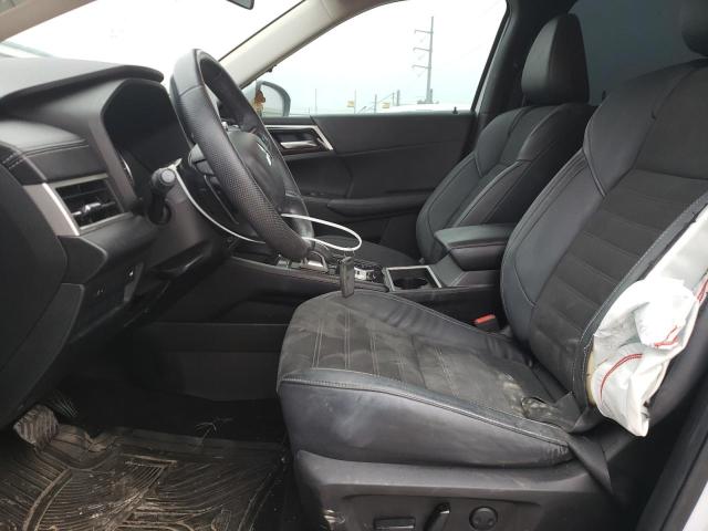 JA4J3UA80NZ022844 Mitsubishi Outlander Se