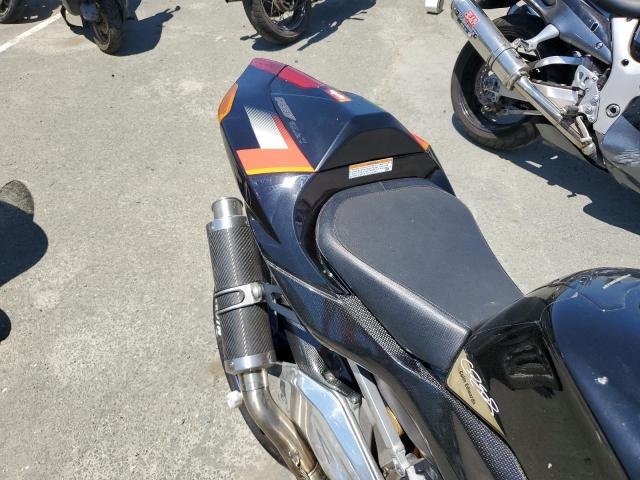 2004 APRILIA RSV R-1000 - ZD4RRC0104S000019