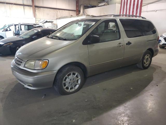 2001 Toyota Sienna LE