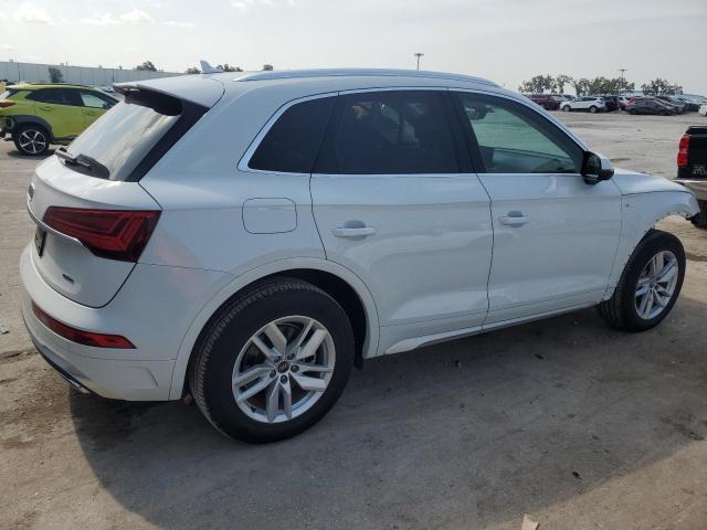 WA1GAAFY4N2120176 2022 AUDI Q5, photo no. 3