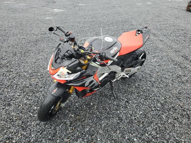 2021 APRILIA TUONO V4 F - ZD4KZUB07MS000143
