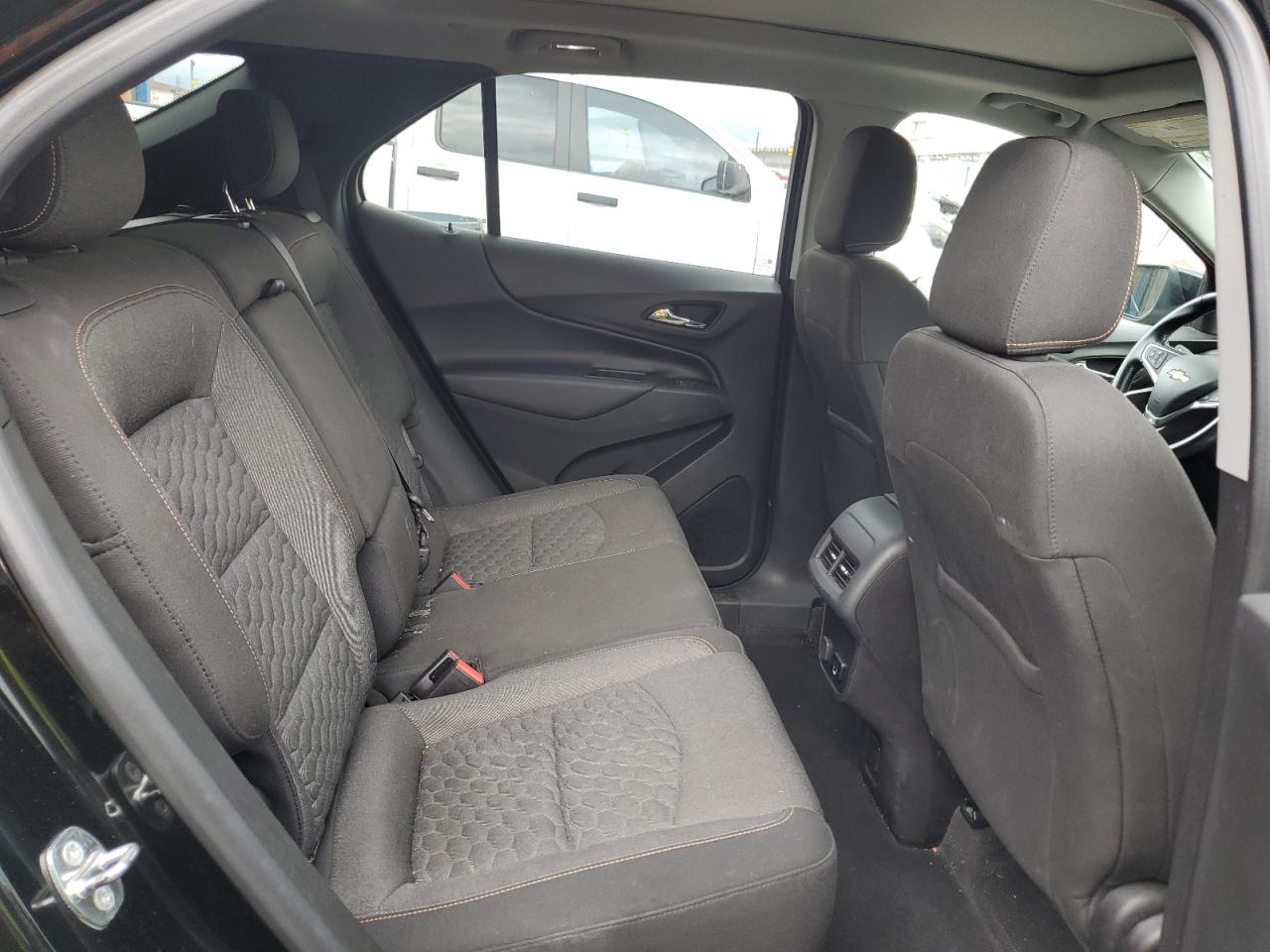 2GNAXSEV9J6266956 CHEVROLET EQUINOX 2018