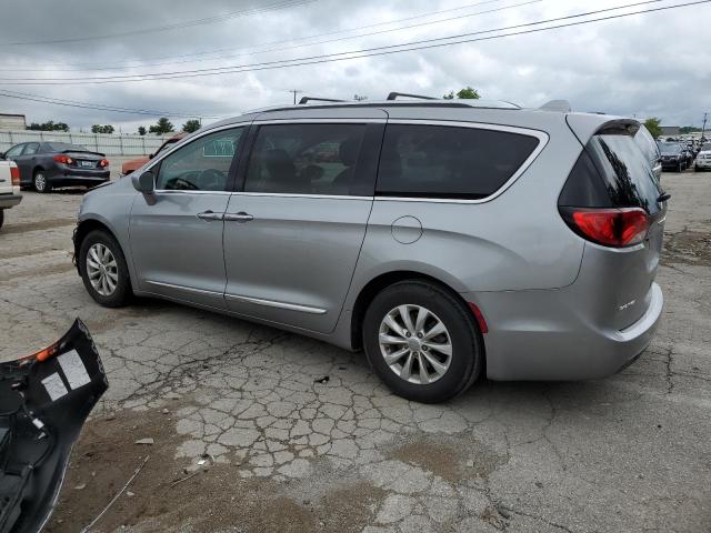 2C4RC1BG1JR110366 2018 CHRYSLER PACIFICA, photo no. 2