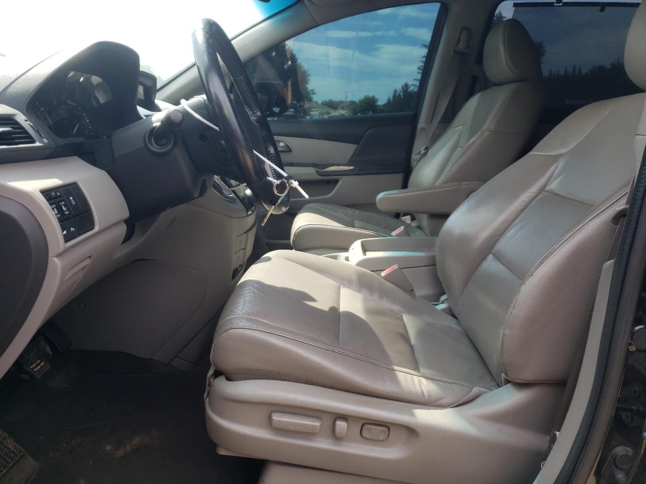 5FNRL5H98BB033735 2011 Honda Odyssey Touring