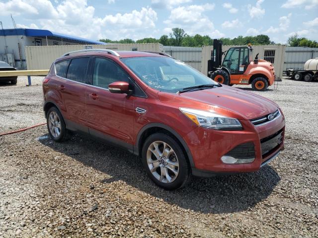 1FMCU0J9XGUC04981 Ford Escape Titanium