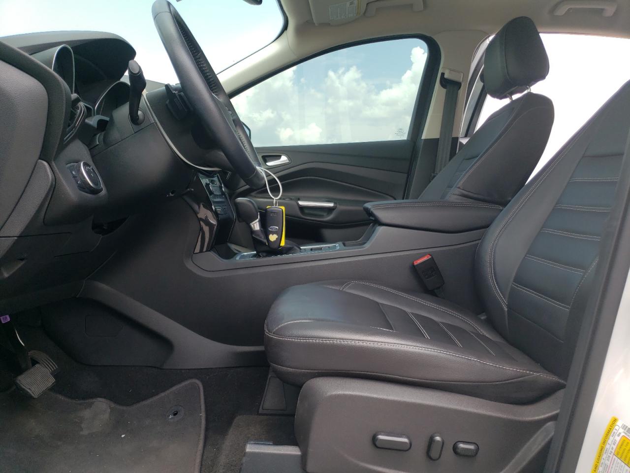 1FMCU0JDXHUA03765 FORD ESCAPE 2017